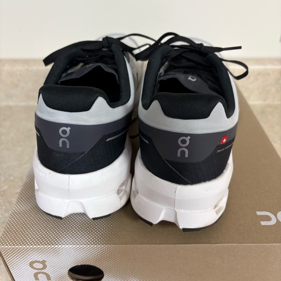 On Running Cloudvista 2 - Picture 5 of 9